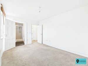 Bedroom- click for photo gallery